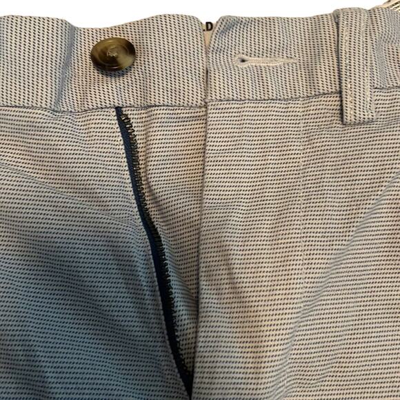 Men’s Old Navy Shorts size 30 light blue - Picture 3 of 5